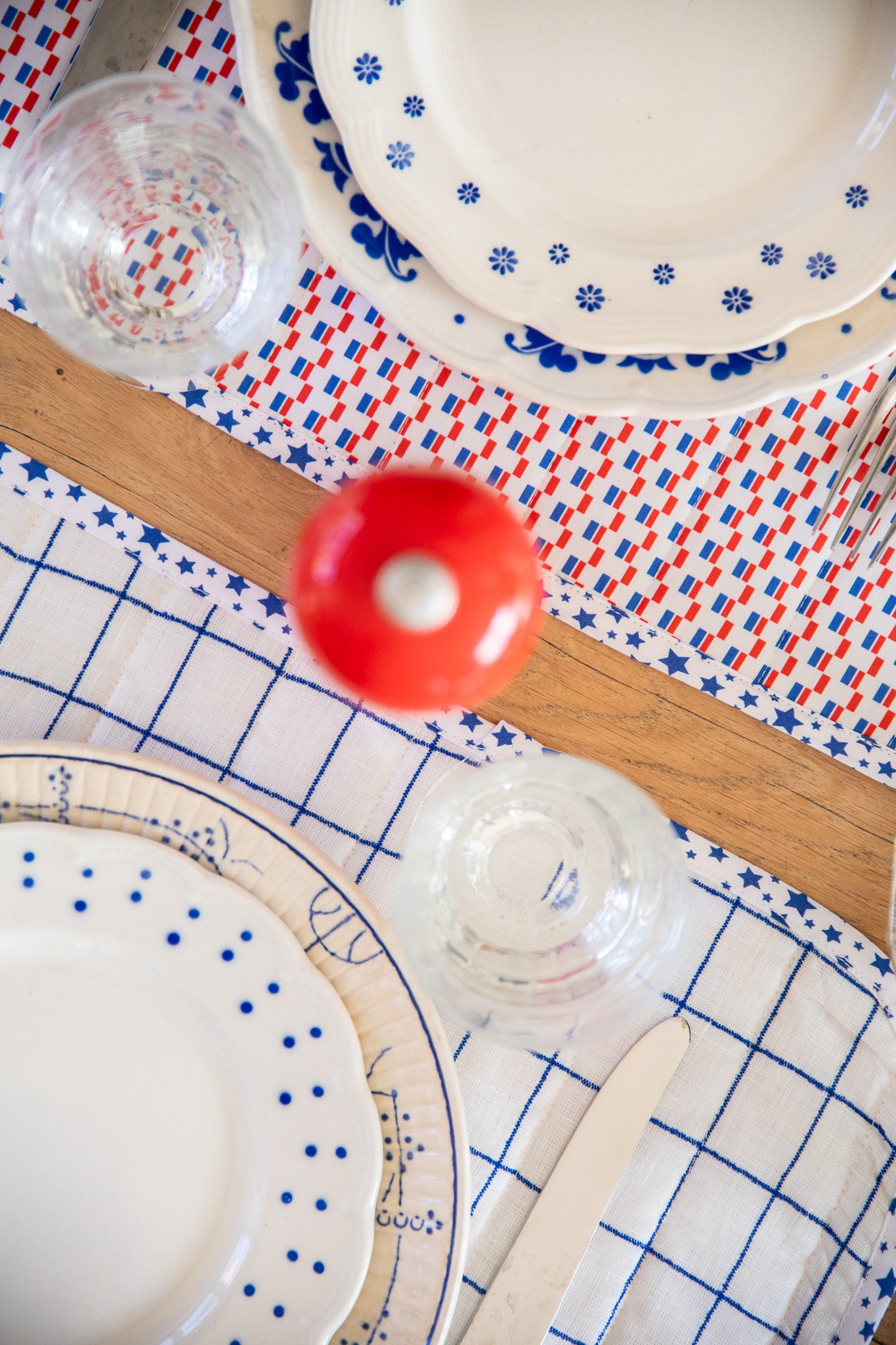 PLACEMAT - QUATRO