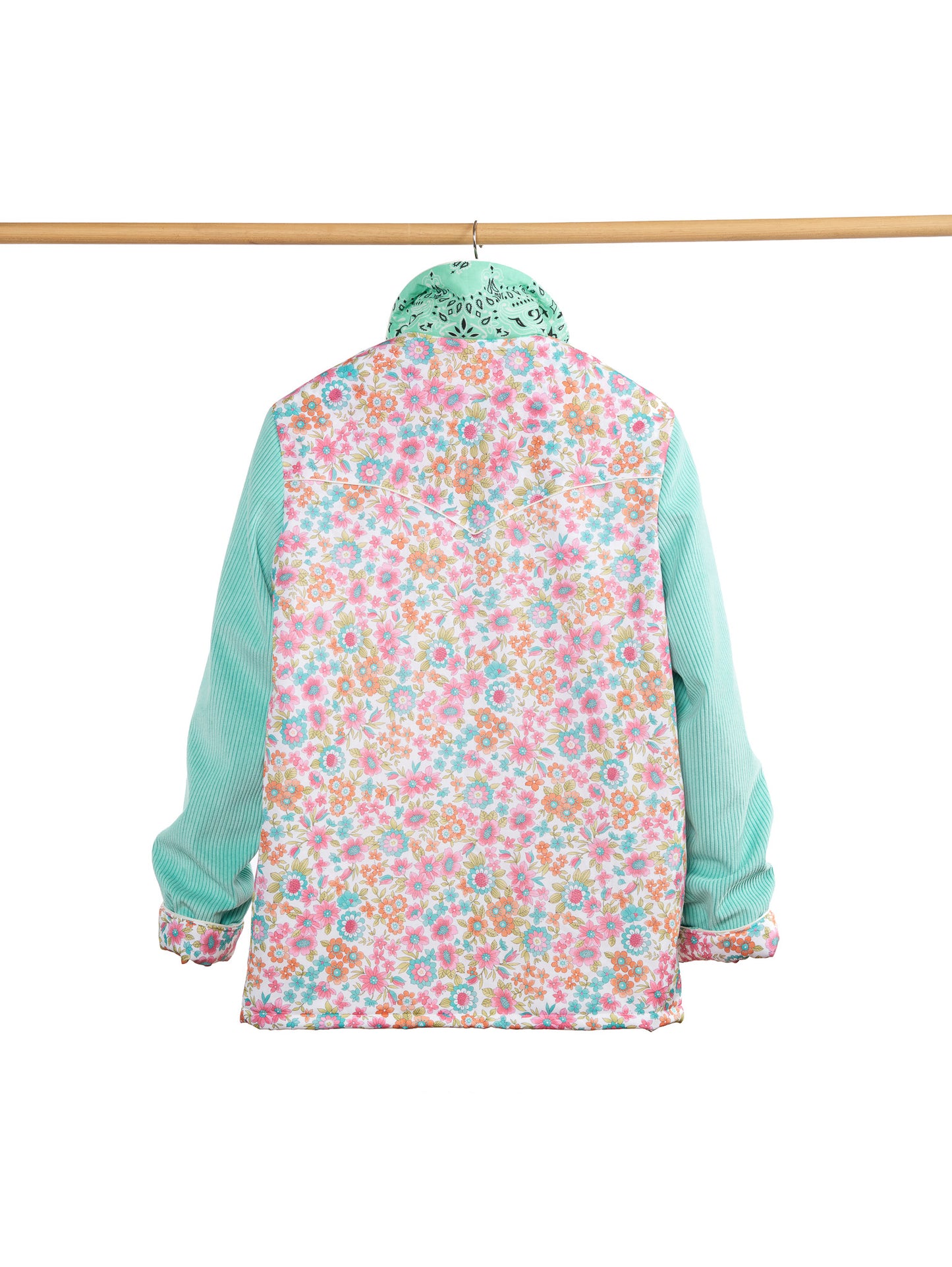 VESTE MENTHE À L'EAU